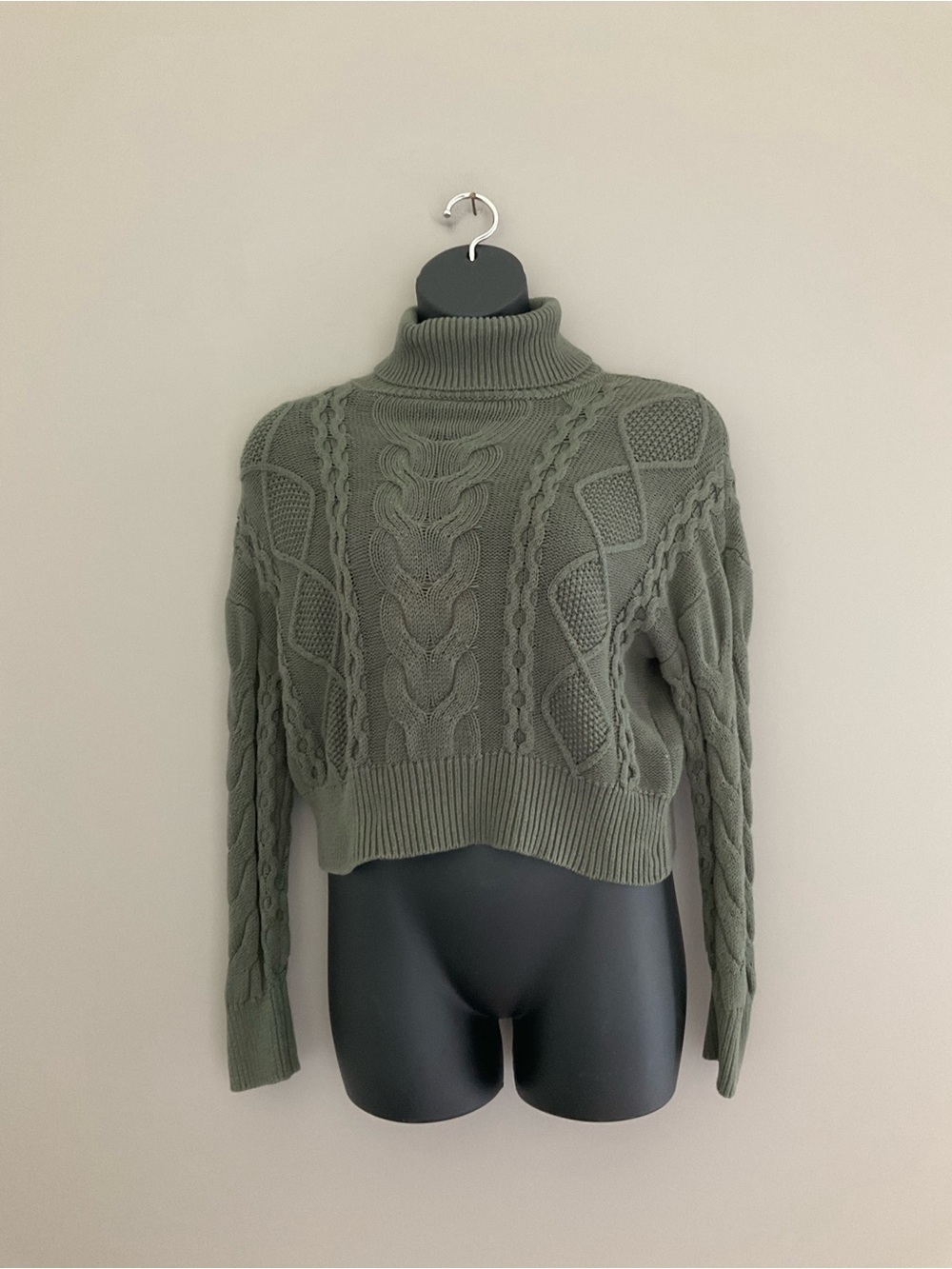 Forever 21, Green Sweater